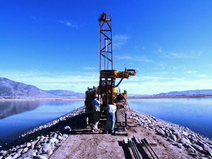 Infrastructure_Levees_01fix