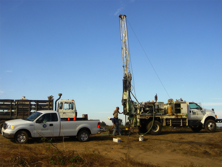 Infrastructure_Levees_05