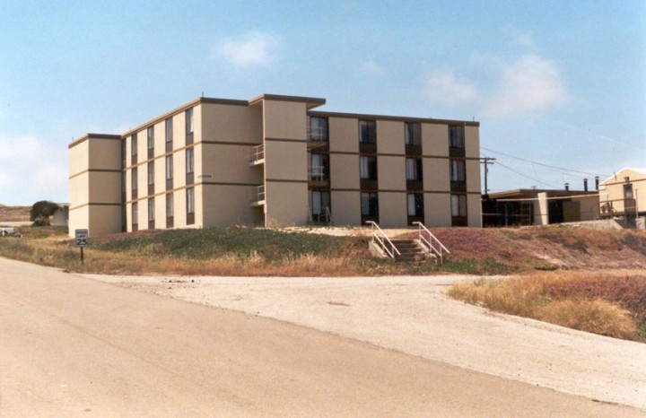 Institutional_San_Clemente_02