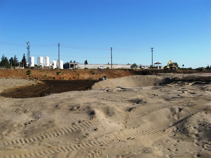 redevelopment_railyards_01
